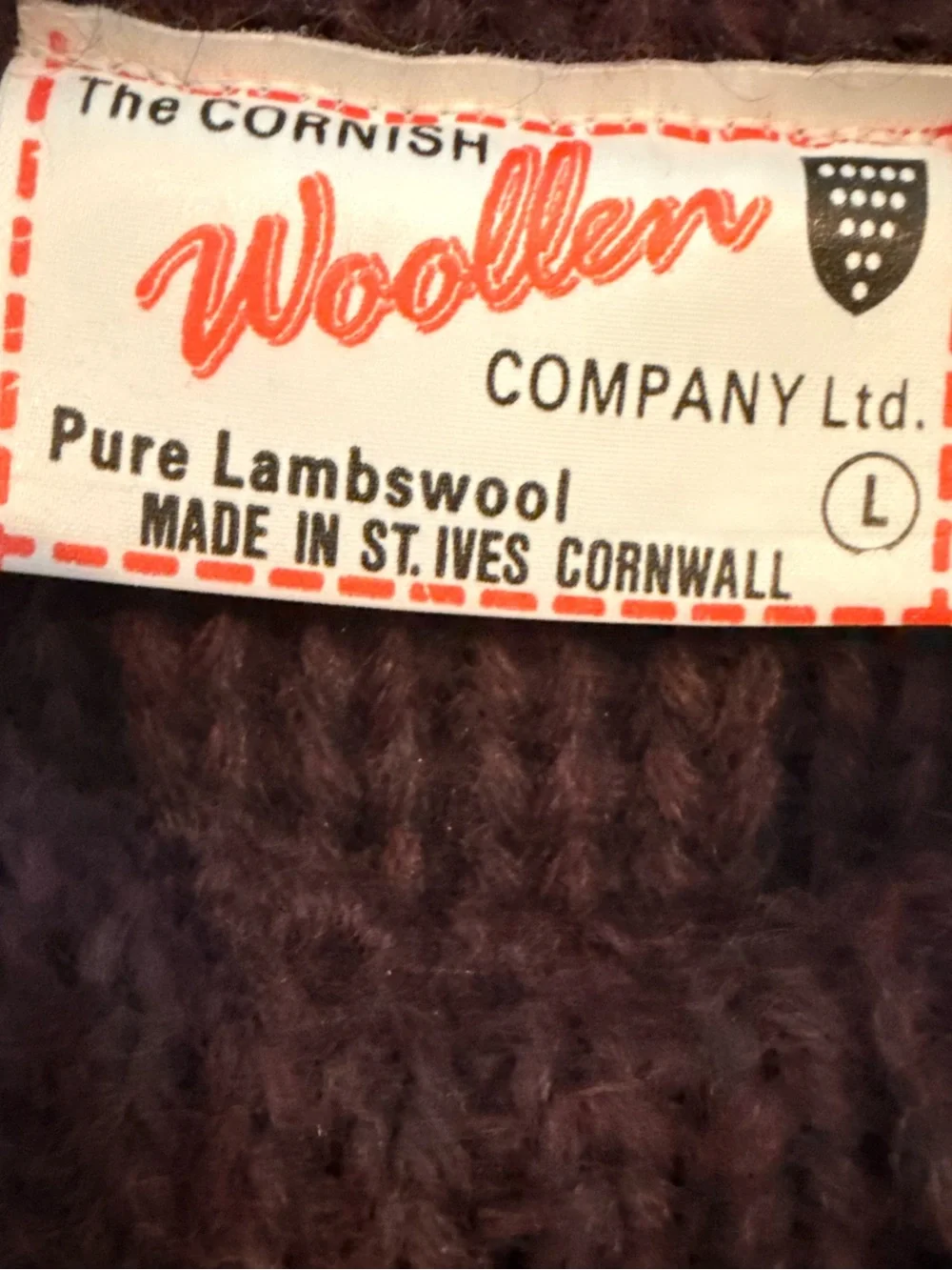 VINTAGE!! St. Ives Cornish Woollen Co Pure Lambswool Crewneck Pull-Over Sweater